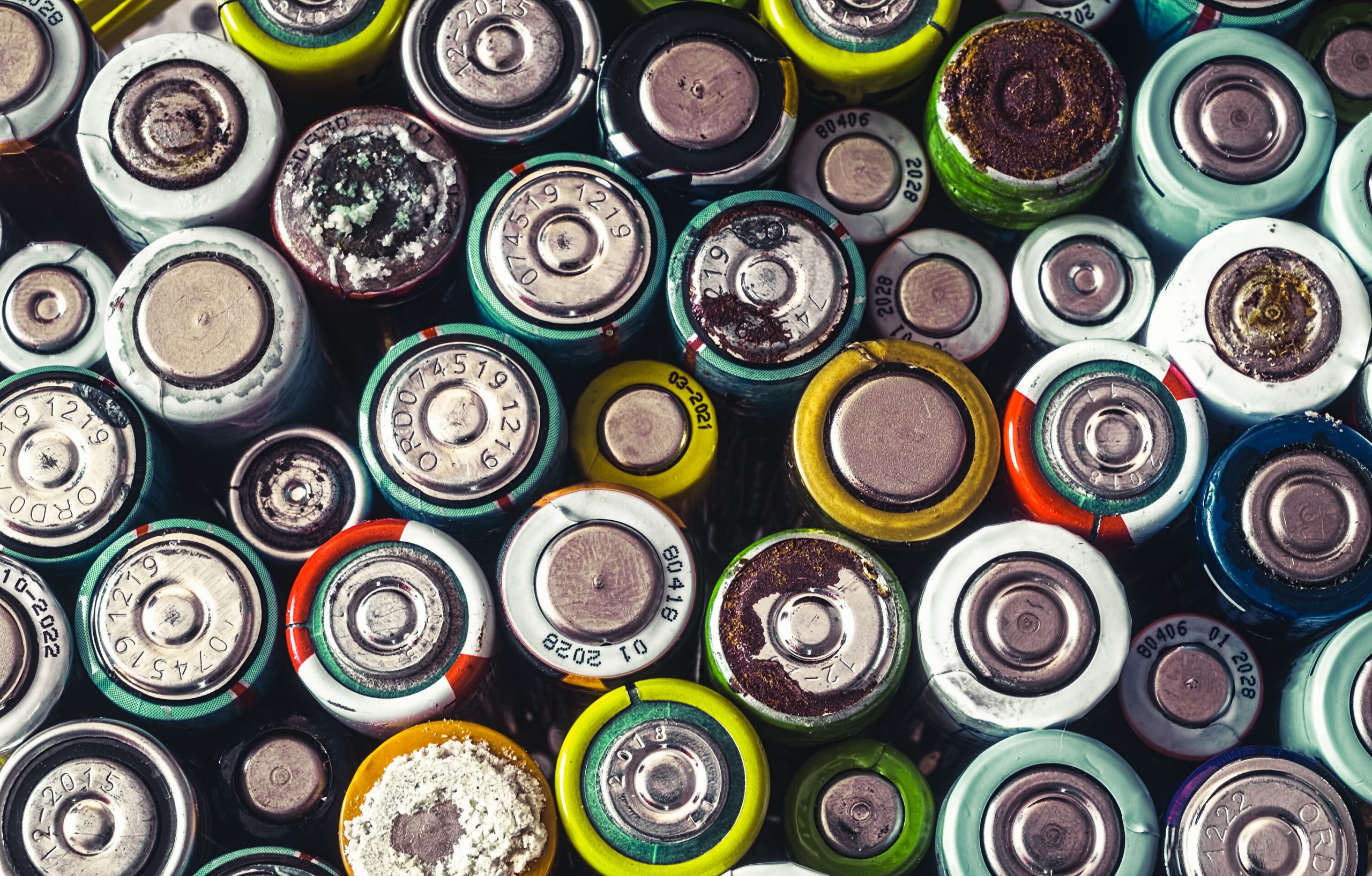 Een lekkende batterij vasthouden? Wecycle